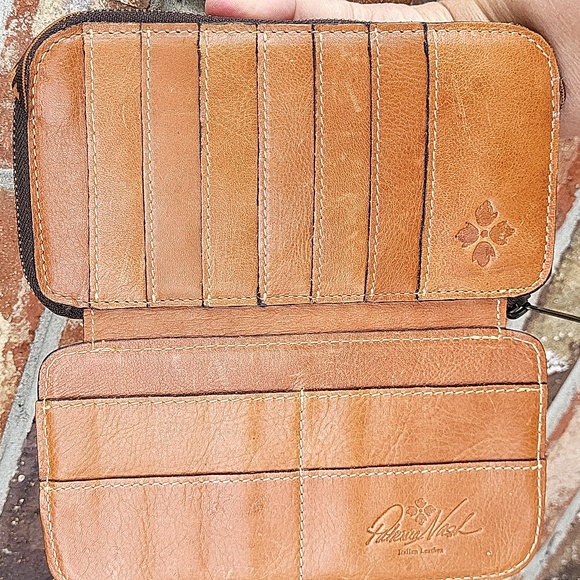 Patricia Nash Summer Garden Oria Wallet - Picture 8 of 10
